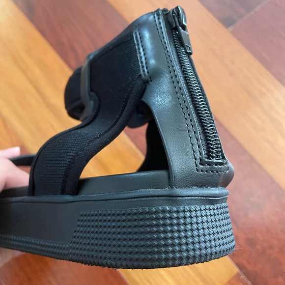 MIA Black Reed Platform Sandals - Picture 8 of 9